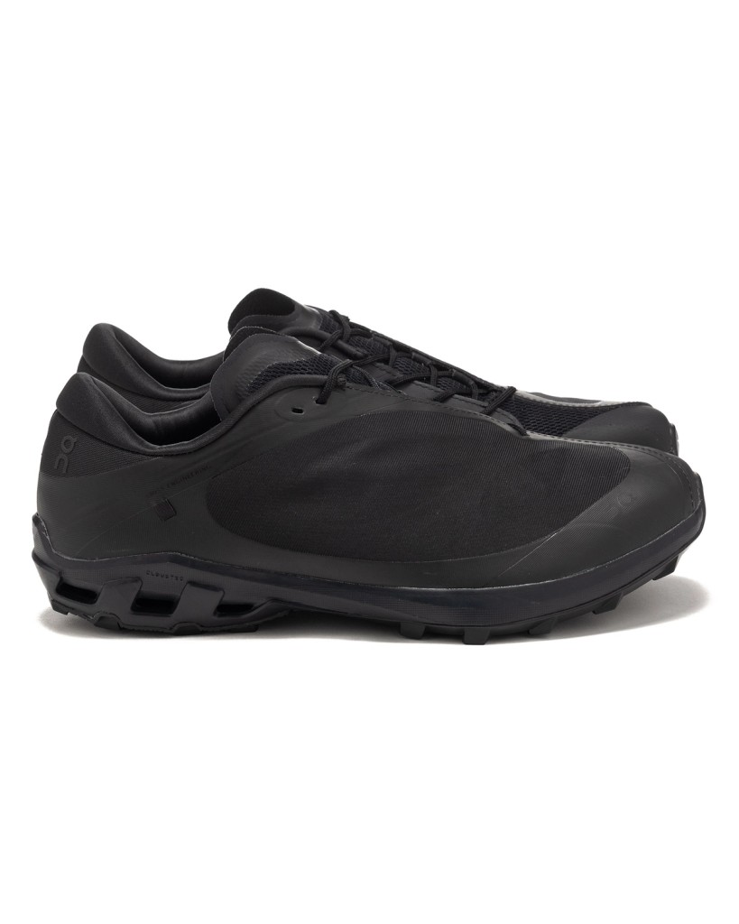 On x PAF Cloudventure Peak Black