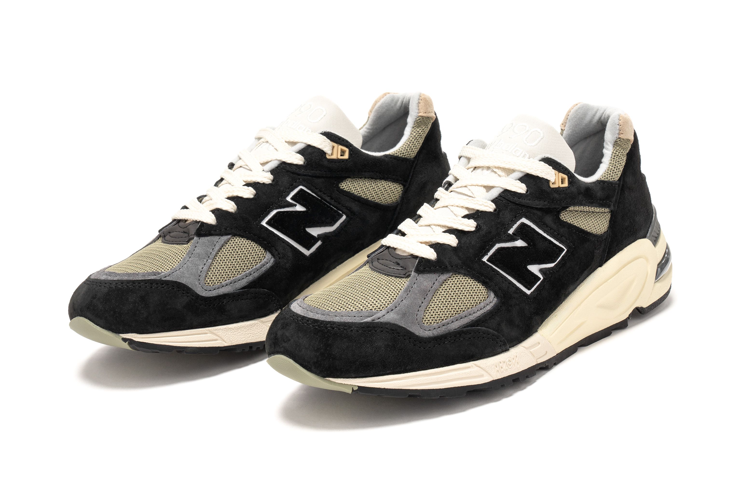 New Balance M990TE2 | Now Available | HAVEN